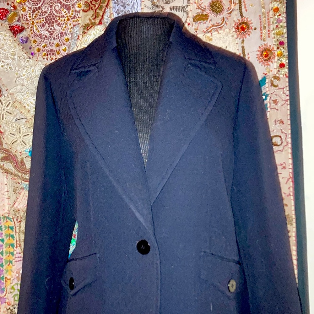 Shell/Lining/Filling 100% Polyester With Beautifu… - image 2